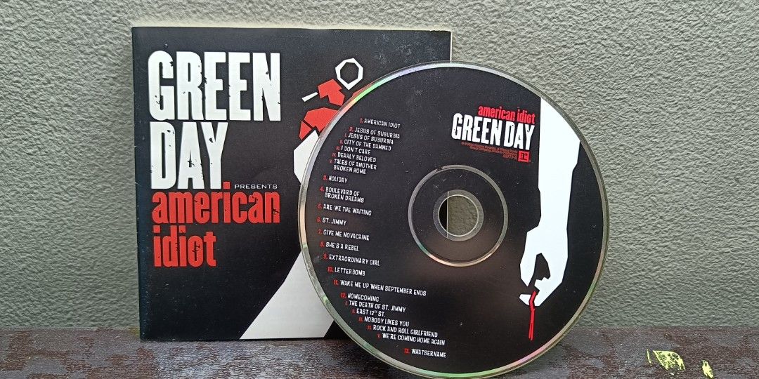 Original CD: Green Day - American Idiot (Category: CDs & DVDs) located in Taguig. Submitted by mitchywitchy922 (Listing ID 1236106306, Image 1). Description: Original CD for sale Back cover not included.