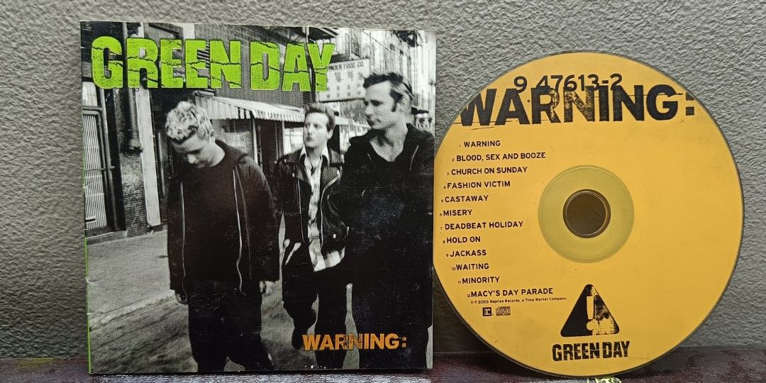 Original CD: Green Day - Warning (Category: CDs & DVDs) located in Taguig. Submitted by mitchywitchy922 (Listing ID 1236073144, Image 1). Description: Original CD for sale Back cover not included.