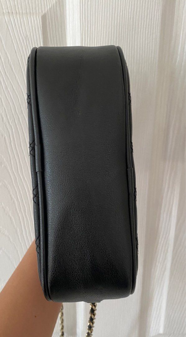 Original Foxer sling bag on Carousell