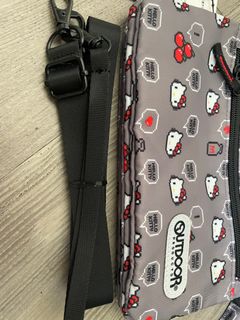 Outdoor x Hello Kitty 斜孭袋64211993211139110