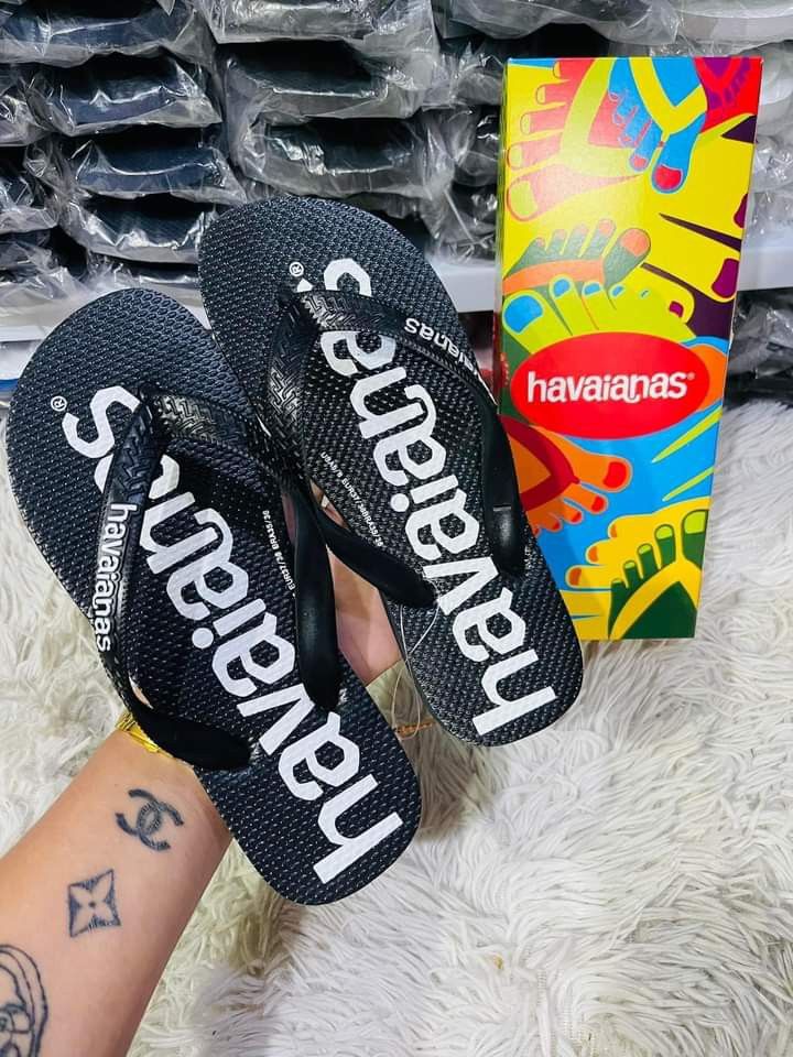 Havaianas anchor design store