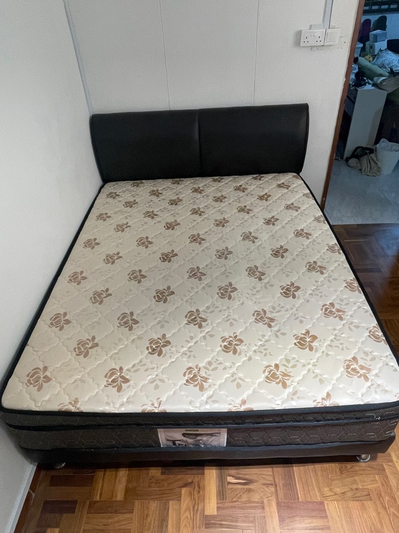 Queens size bed with frame (Free delivery), Furniture & Home Living