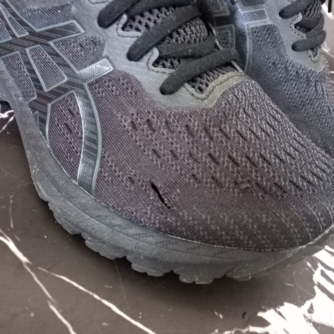 sepatu asics running