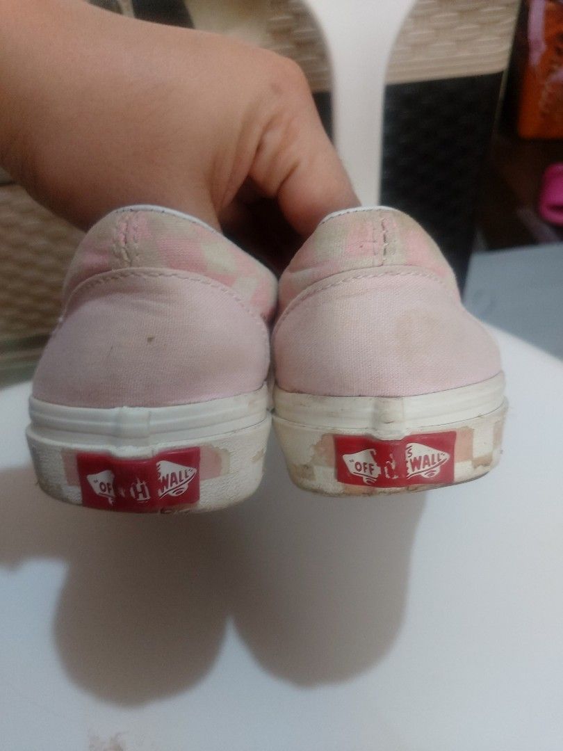 How to clean light pink vans top