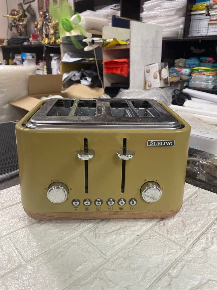 Stirling Wooden Style 4 Style Bread Toaster (Category: Ovens & Toasters) located in Pasay City. Submitted by meostore (Listing ID 1236086272, Image 1). Description: 220v ready to use No issue No box Excellent condition.