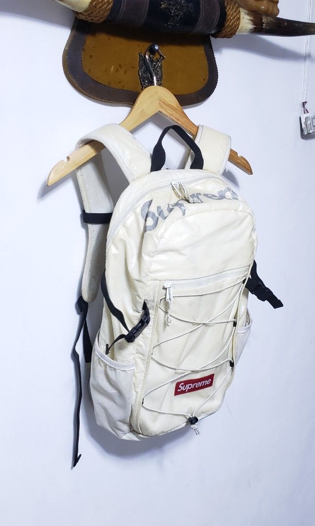 Supreme fw17 cheap white backpack