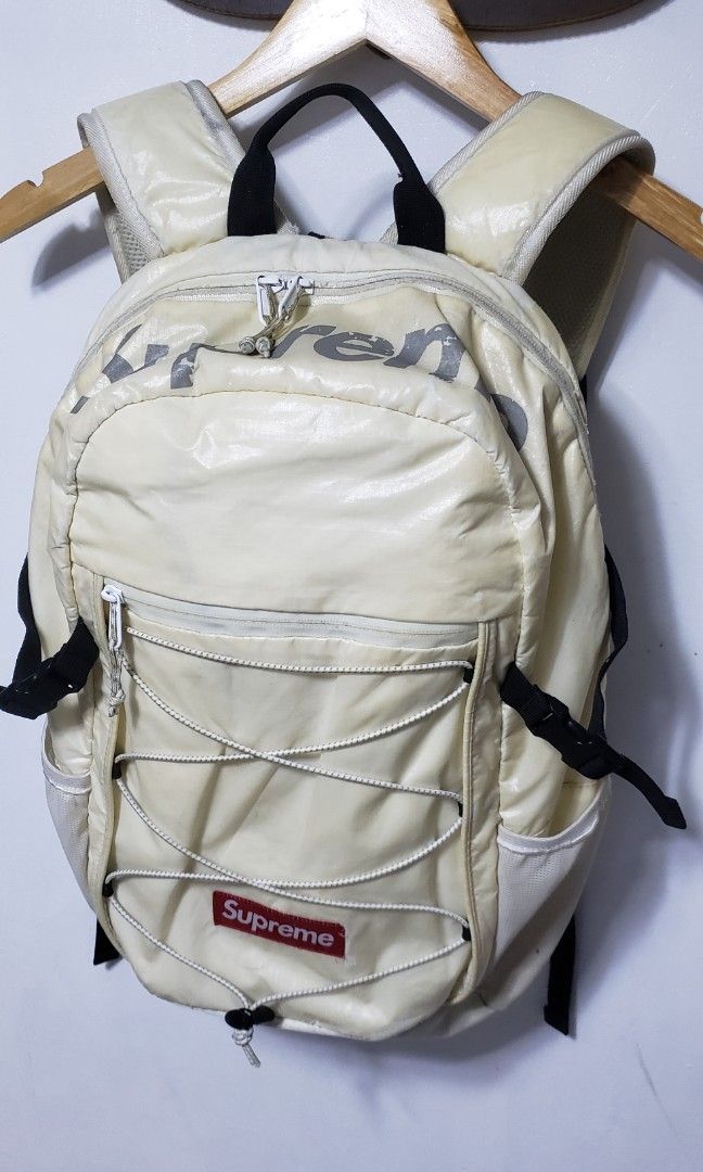 Supreme FW17 backpak Men s Fashion Bags Backpacks on Carousell