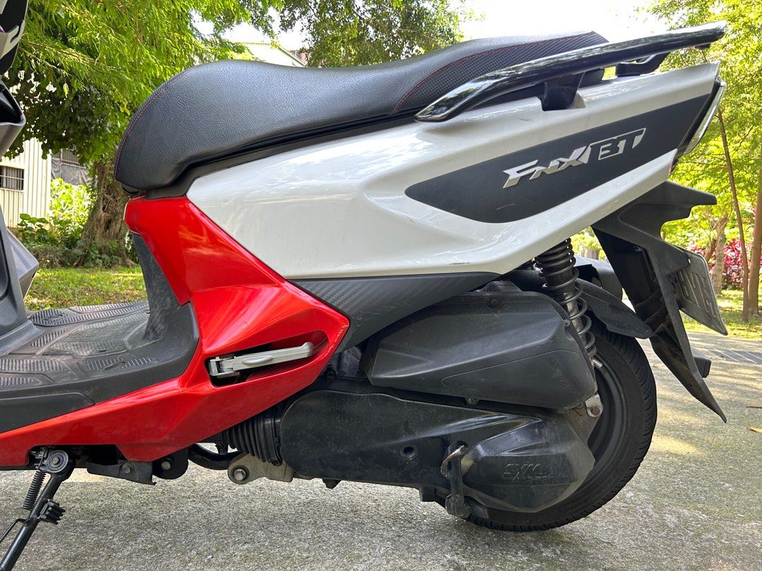 SYM FNX 125, 機車, 重機在旋轉拍賣