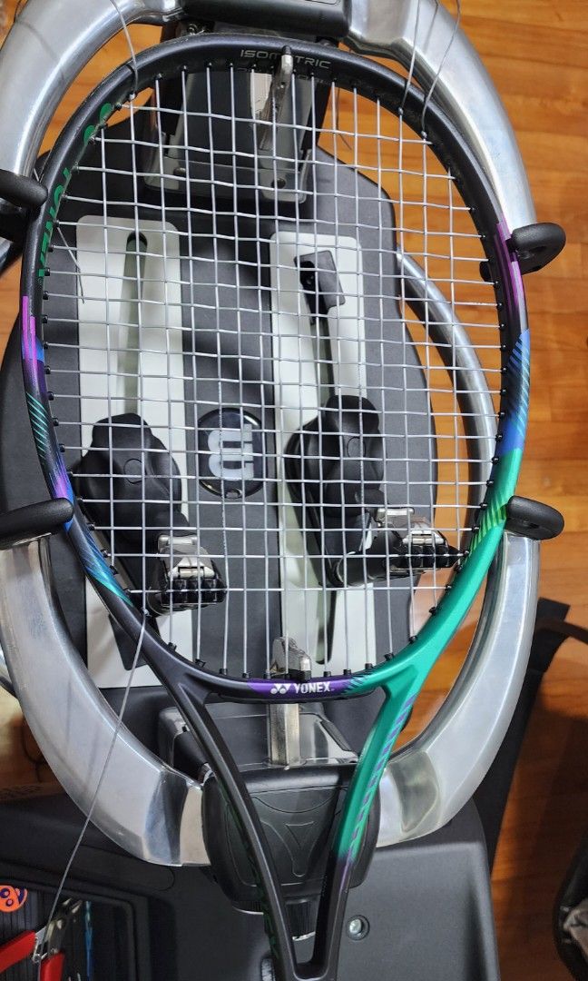 Tennis racket stringing/restringing Kovan / Serangoon Gardens