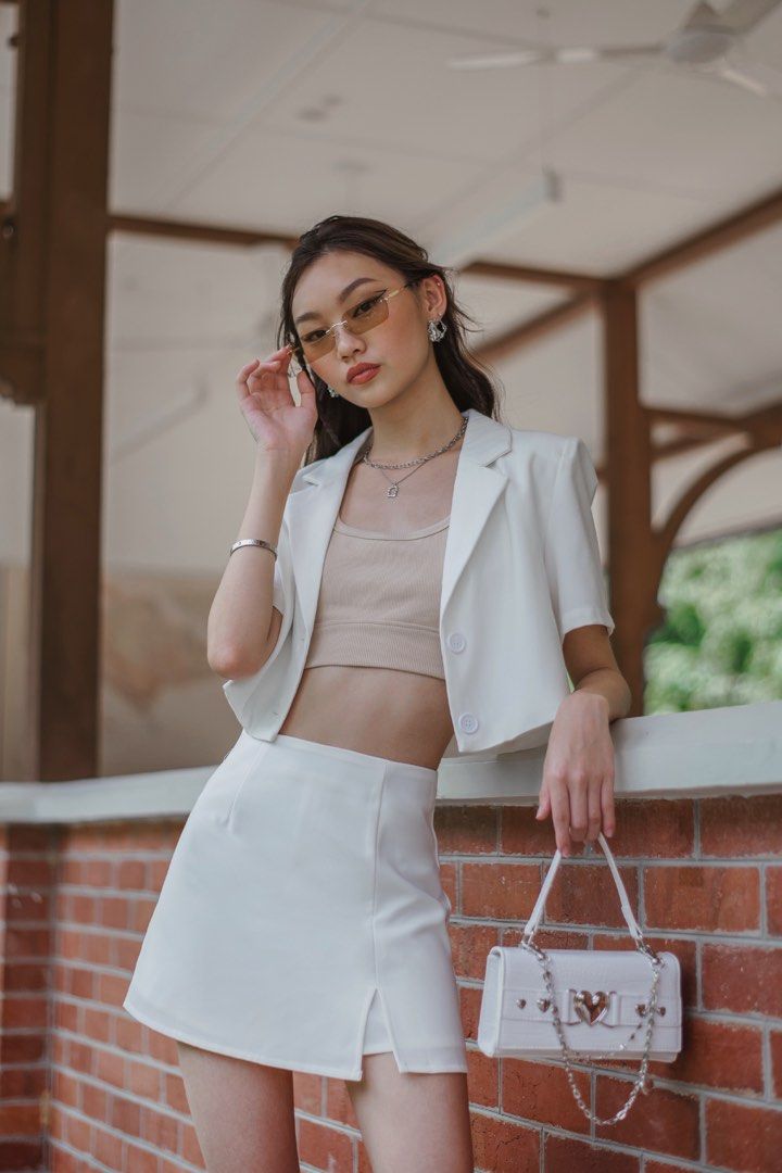 White hotsell blazer top