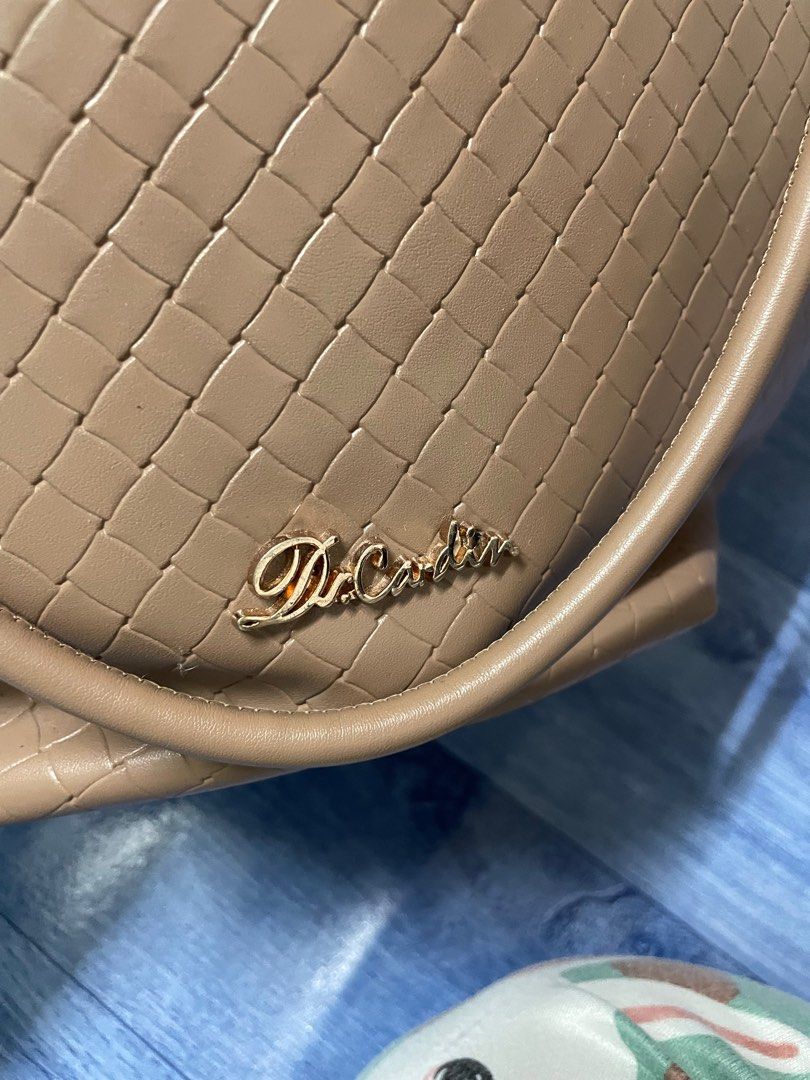 Guess noelan tote hot sale