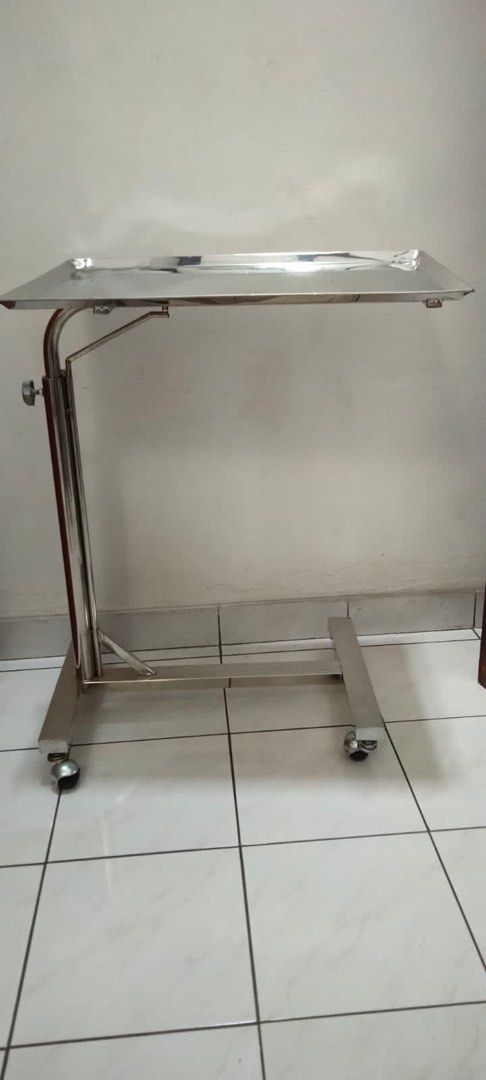 Troli obat besi, Perabotan Rumah di Carousell