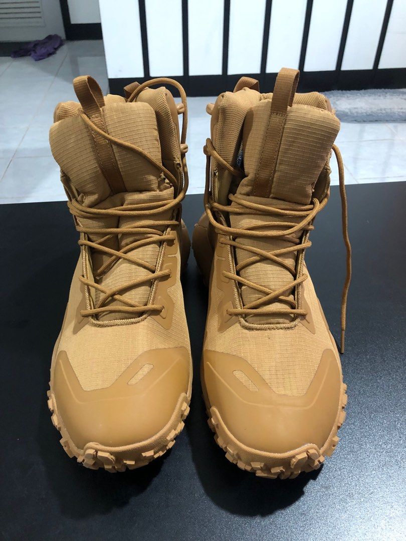 Tan under outlet armour boots