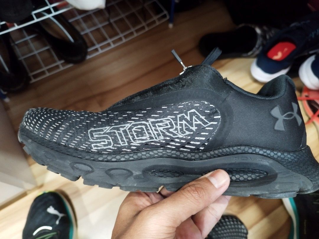 Cam hanes under discount armour running shoes