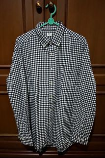 Uniqlo Kemeja