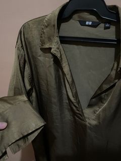 UNIQLO silk polo longsleeves