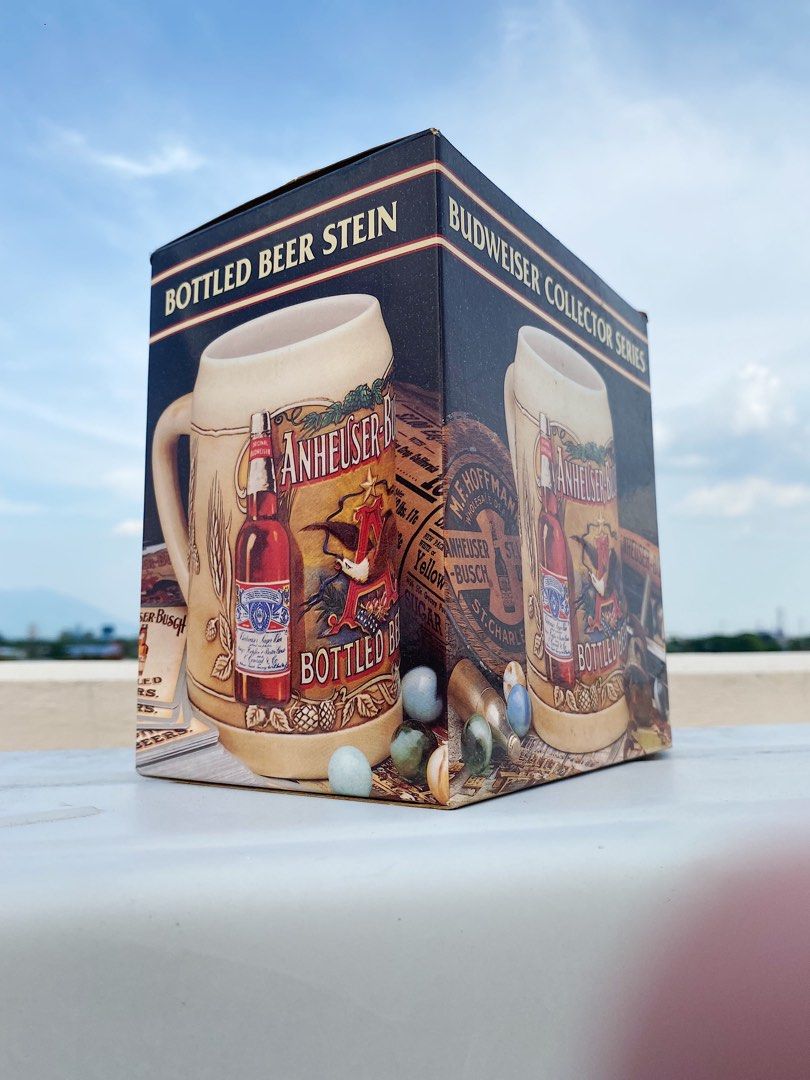 (Vintage) 1991 Budweiser Collector Series Ceramic Bottled Beer
