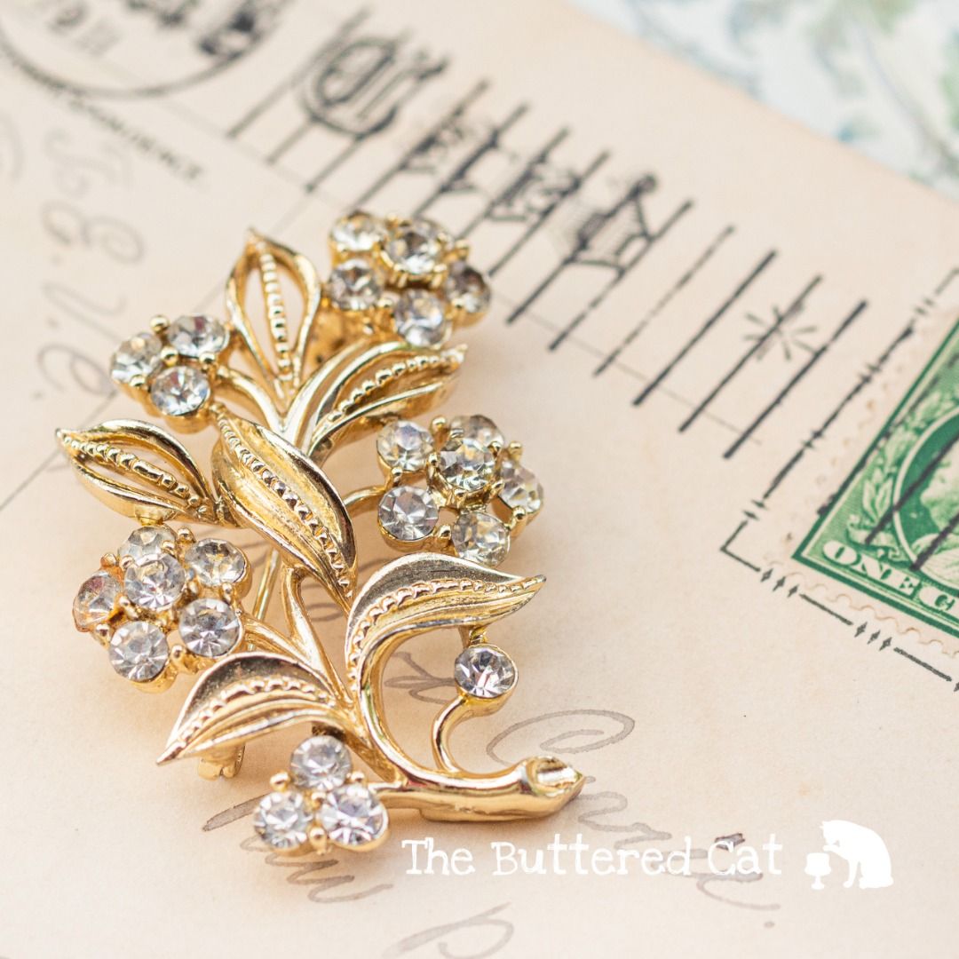 Gold rhinestone brooch sale