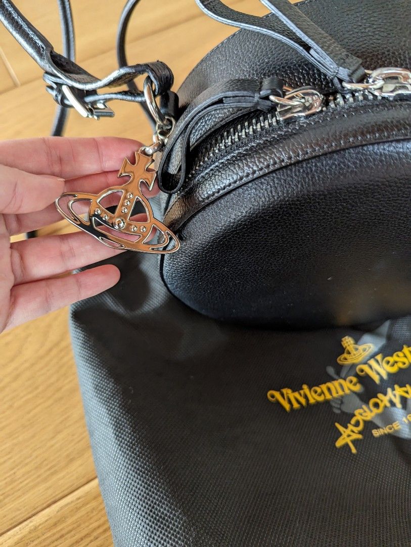 Vivienne westwood johanna round bag outlet
