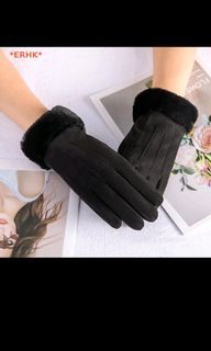winter elegant Gloves black  and pink