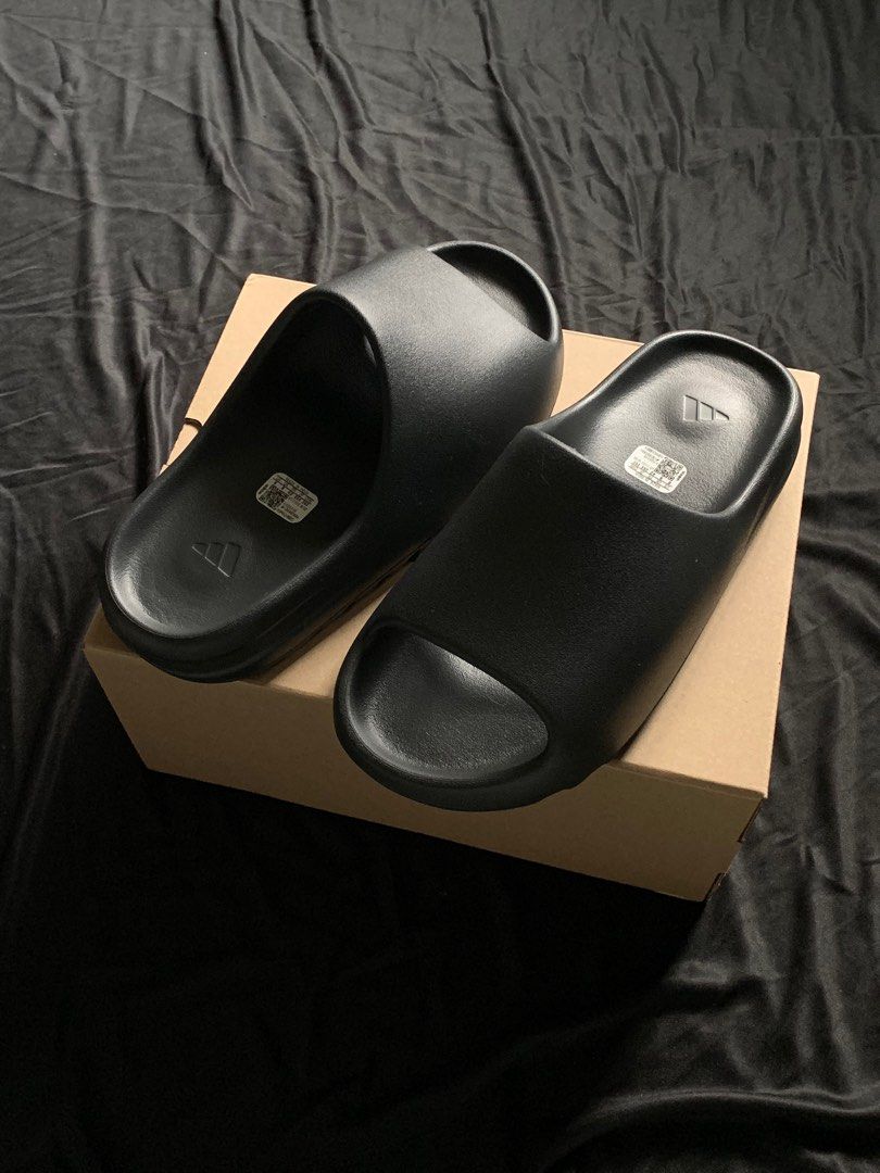 adidas gazelle silver green womens Yeezy Slide Onyx