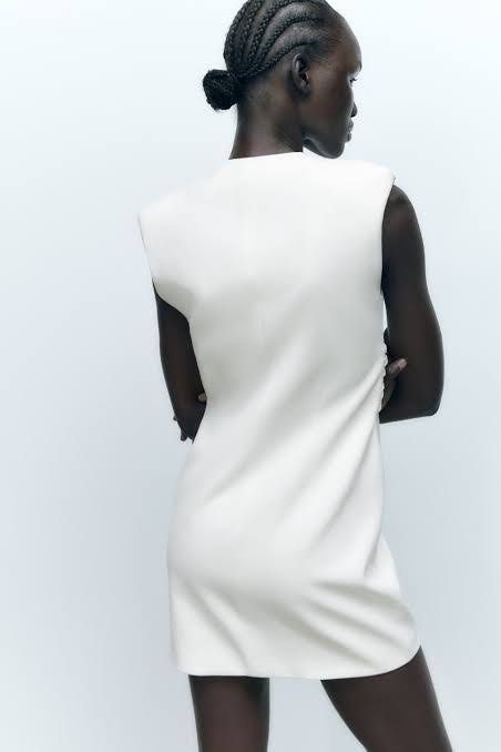 Dress with shoulder pads zara clearance