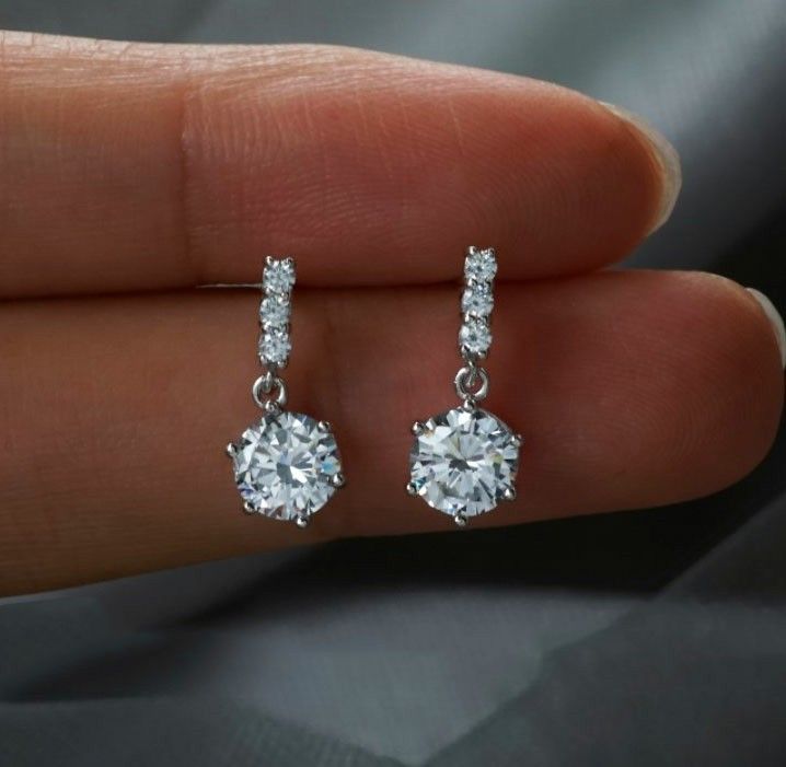 White crystal top earrings