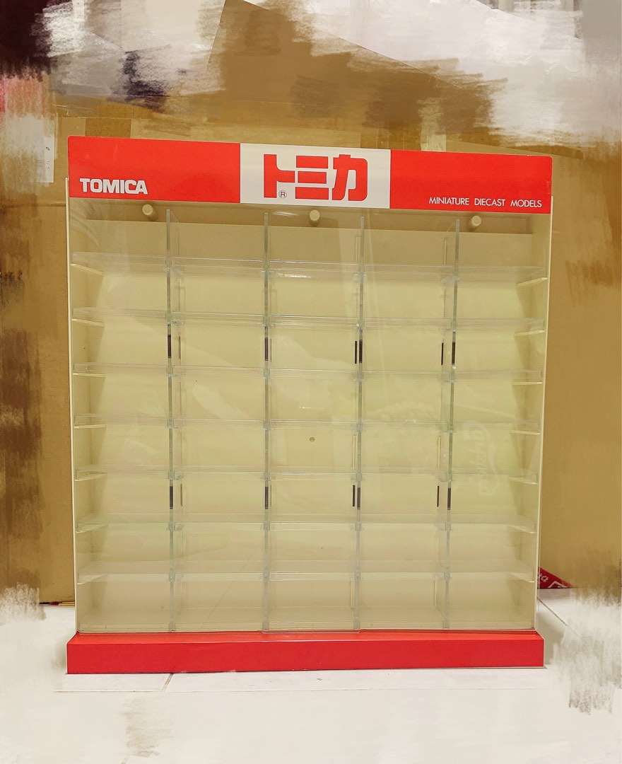 近全新 實物拍 Tomica display case 展示柜 展示架 陳列柜, 興趣及遊戲, 玩具 & 遊戲類 - Carousell