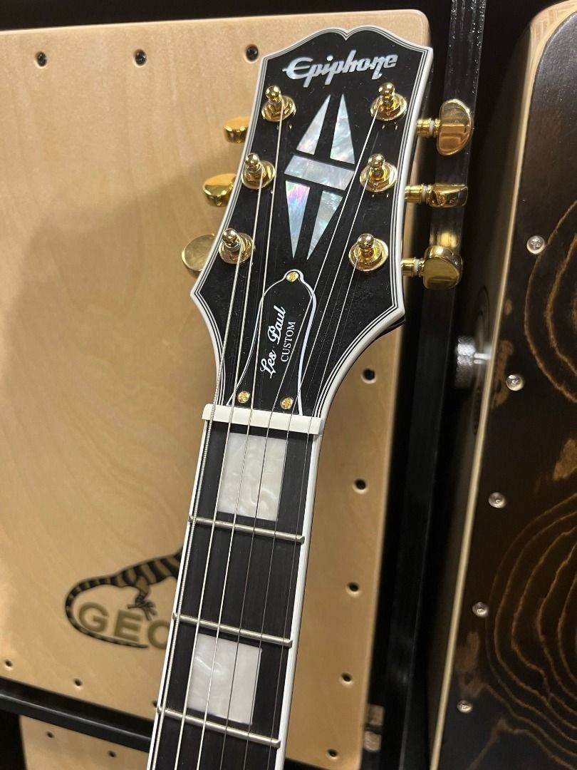 支持消費券* 全新Epiphone Les Paul Custom 電結他Ebony 黑色, 興趣及