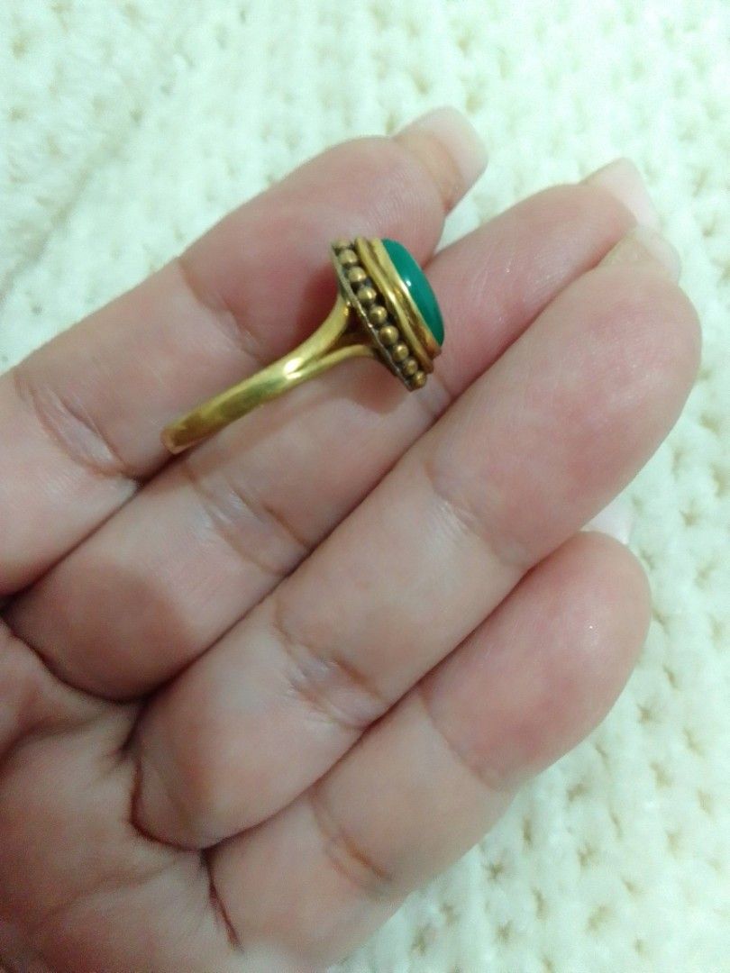 Accessories. Antique style ring (Category: Rings) located in Cavite. Submitted by dreamsky21 (Listing ID 1236327801, Image 2). Description: accessories only gold plated ring, antique style green stone materials unknown size 8.5 no markings bought in Japan surplus.
