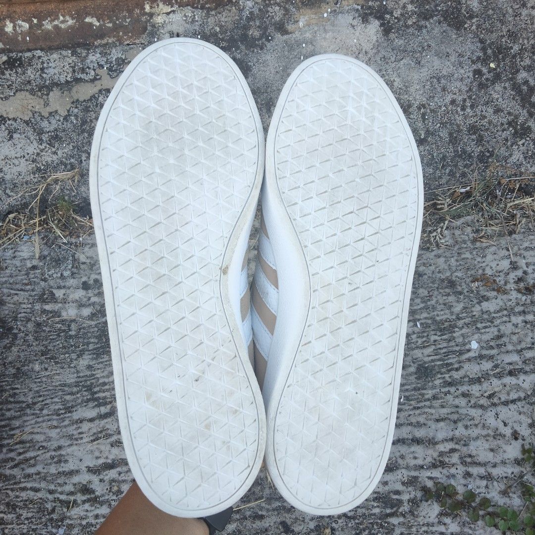 AdIdas neo suede leather size 6 40