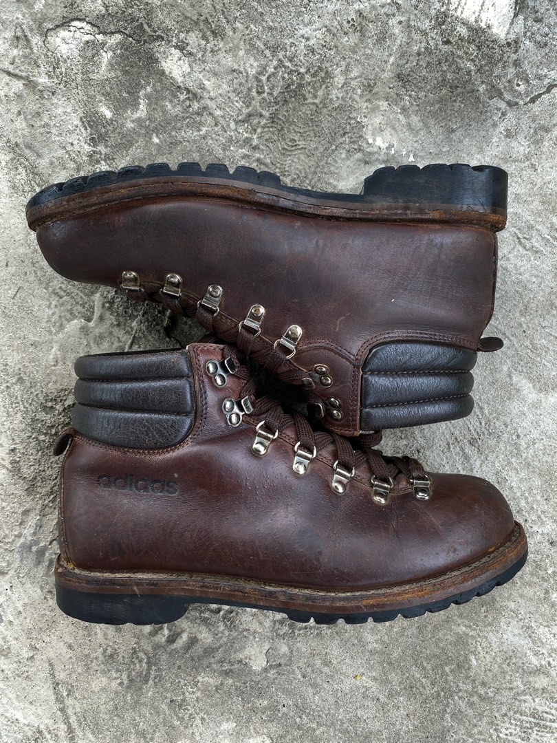 Adidas store construction boots