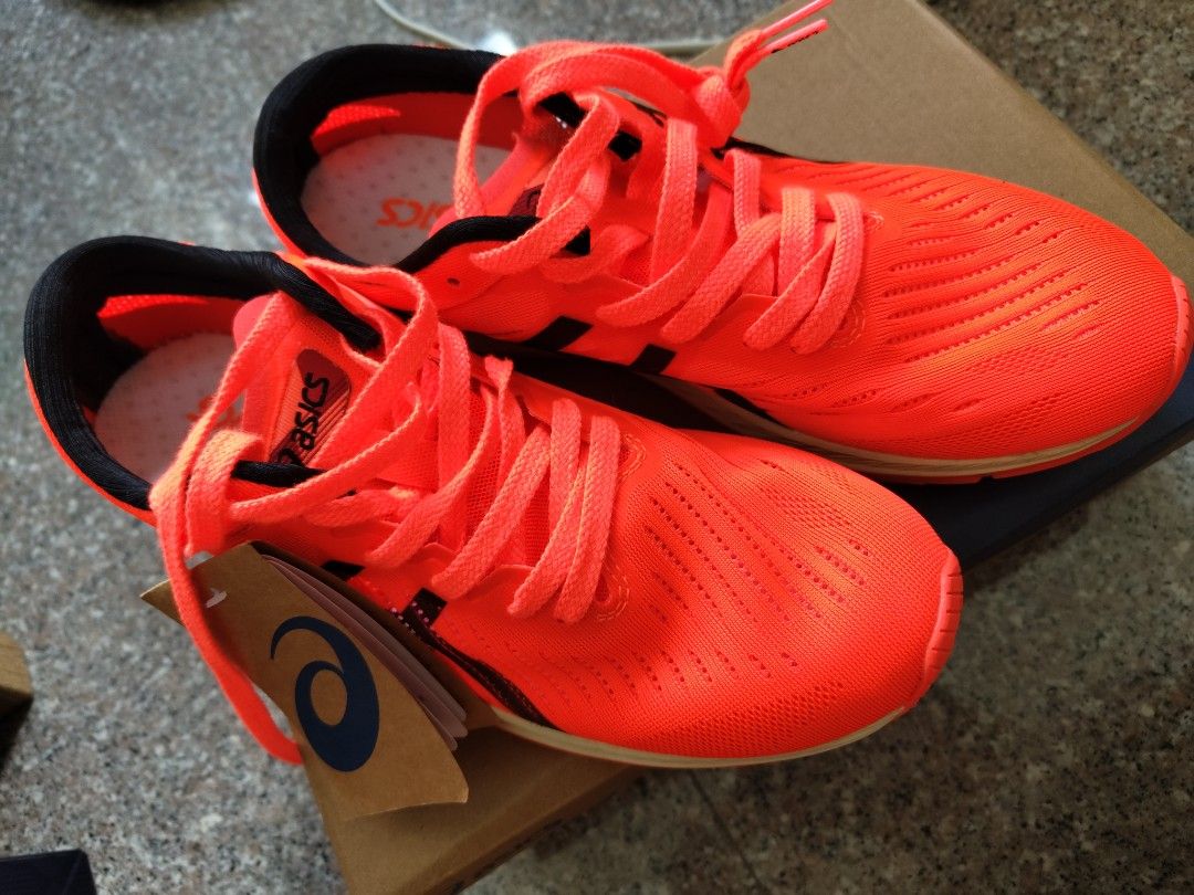 Asics barefoot store