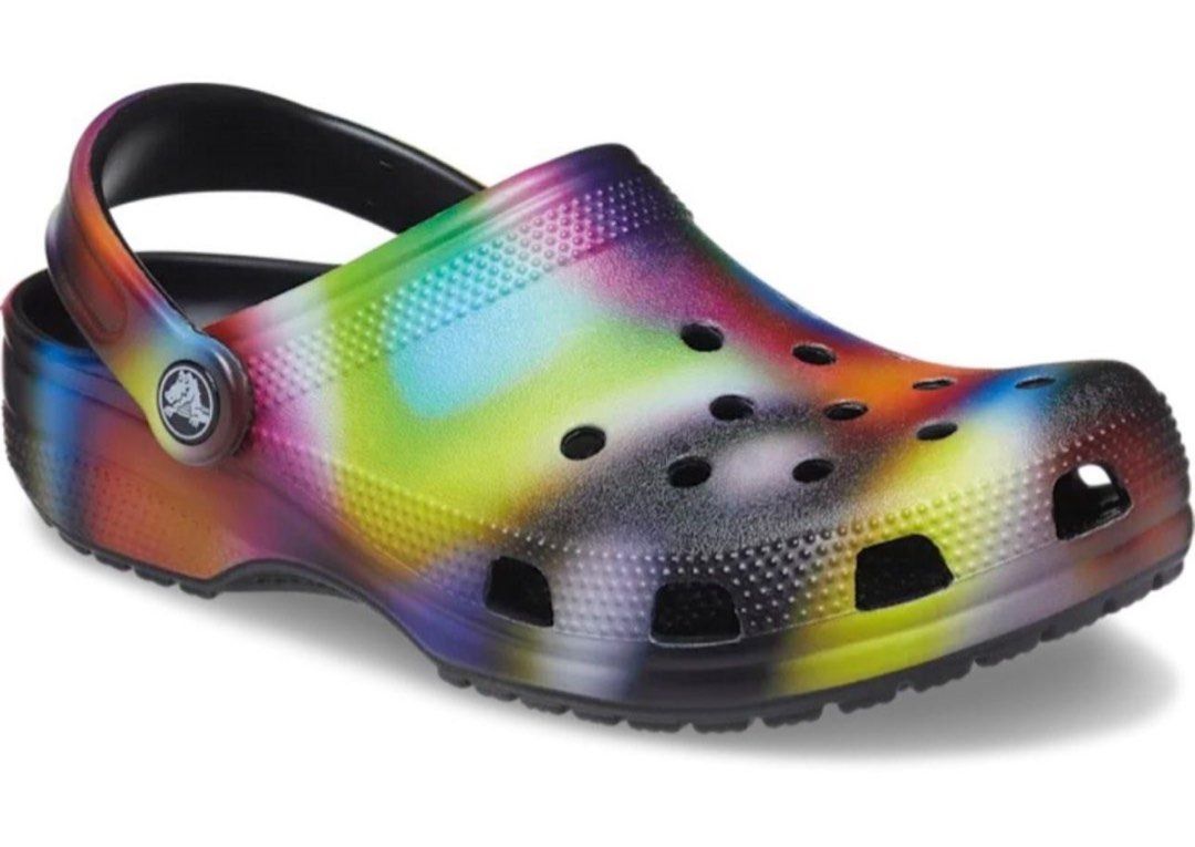 Rainbow tie on sale dye crocs