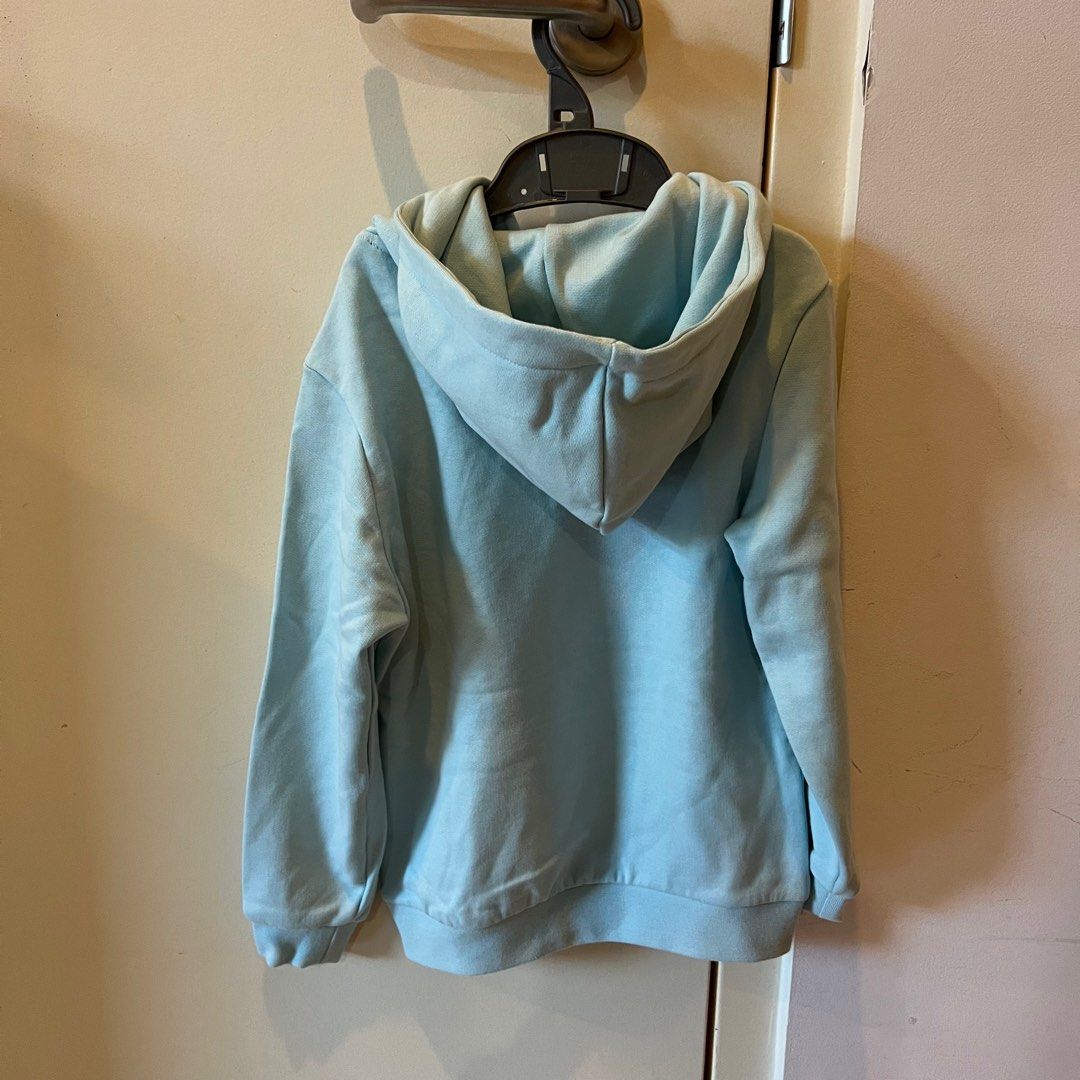 Pokemon Light Blue Puma Sweatshirt PUMA × Pokémon: Venusaur