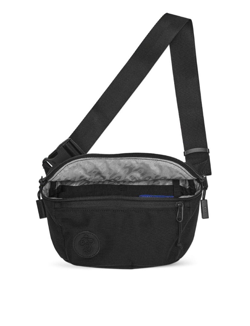 Baboon to the Moon Fannypack Black 3L Men s Fashion Bags