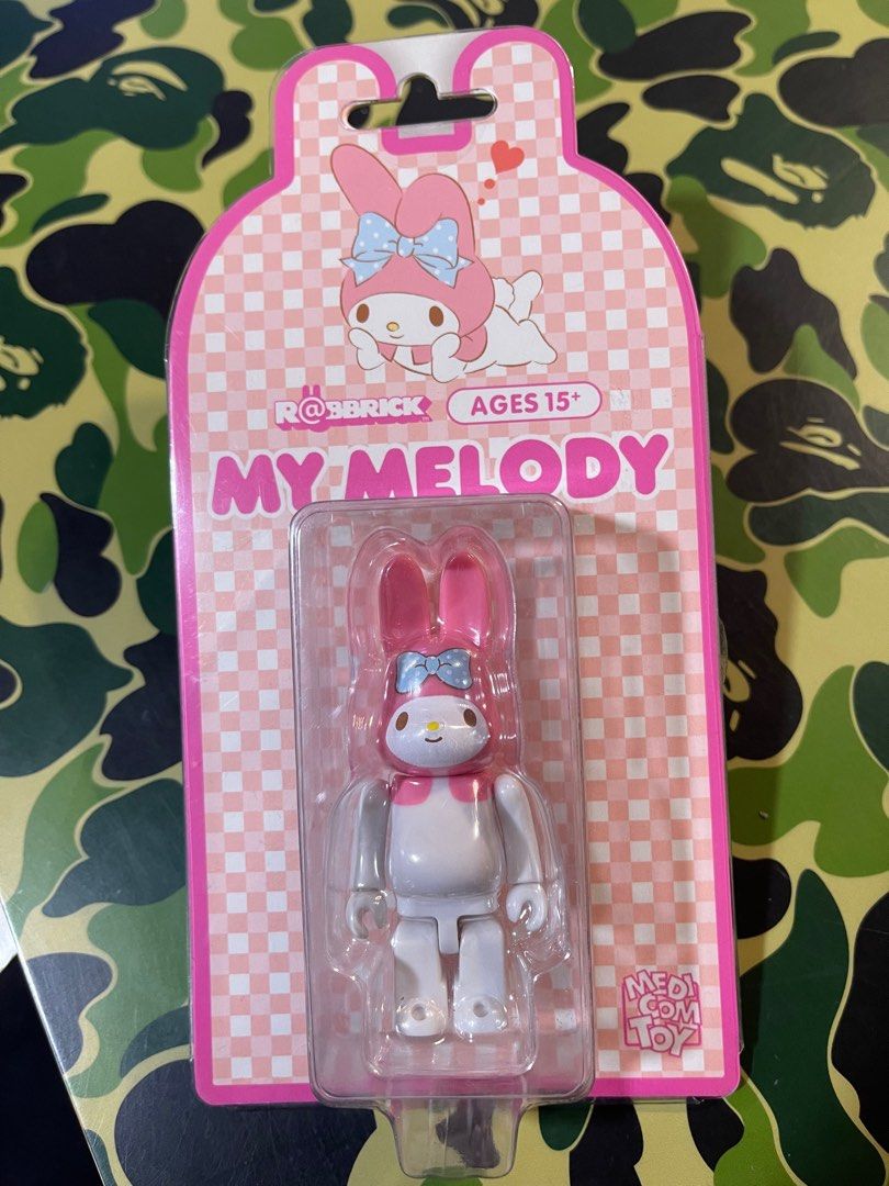 Bearbrick Rabbrick 100% My Melody, 興趣及遊戲, 玩具& 遊戲類