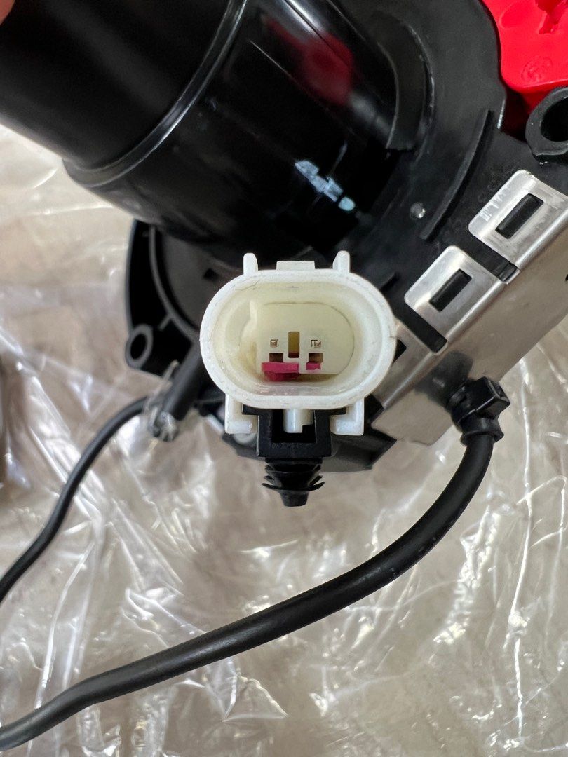 BMW GS Keyless Fuel cap, Motorcycles, Motorcycle Accessories on Carousell