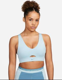 (Category: ) located in . Submitted by closet.secrets (Listing ID 1236375651, Image 1). Description: .