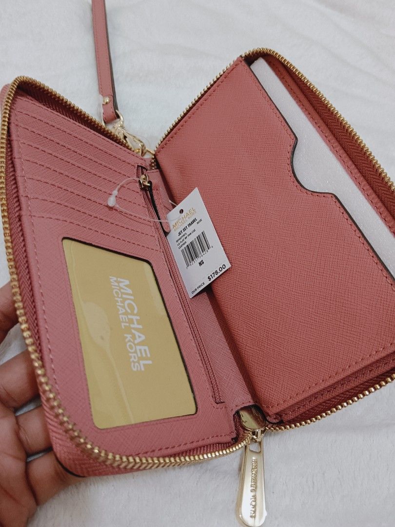 BRANDNEW mk wallet (Category: Luxury Bags & Wallets) located in Manila. Submitted by masterlei (Listing ID 1236284954, Image 3). Description: BRANDNEW with tag guaranteed authentic store bought in US selling below srp 3500 pesos loc manila.