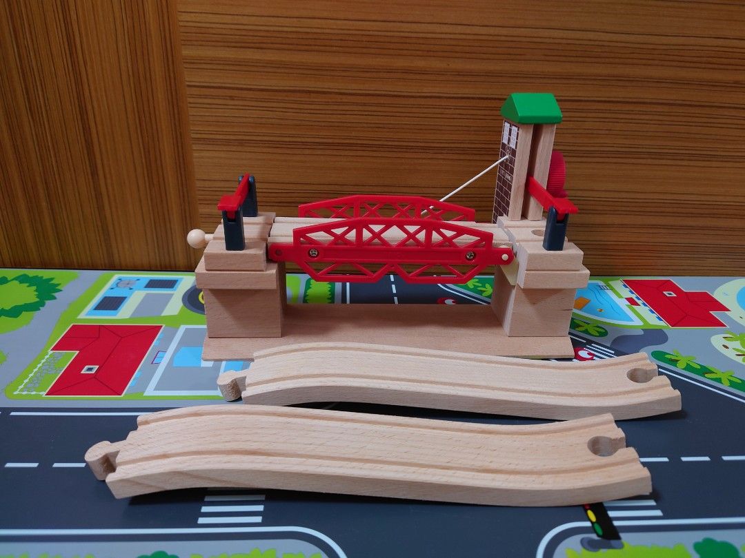 Brio Lifting Bridge 33757, Hobbies & Toys, Toys & Games on Carousell