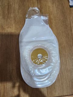 Med 17503 1 pc Transparent ostomy bags (pack of 10) for urine/stool  collection with bath apron : Amazon.in: Home & Kitchen