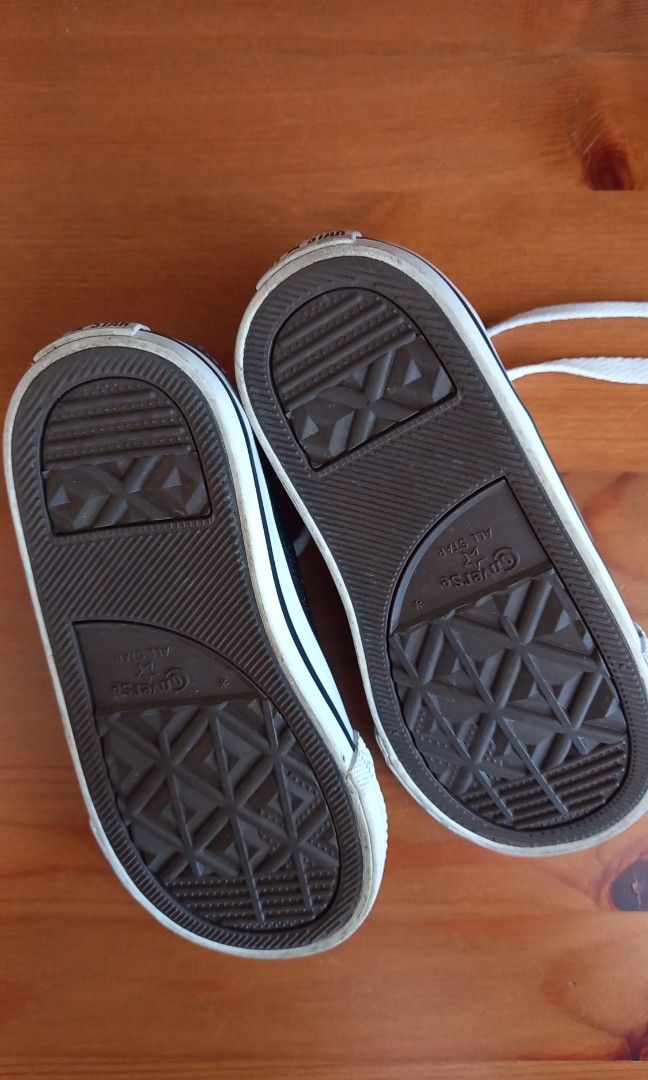 Converse uk hot sale infant size 8