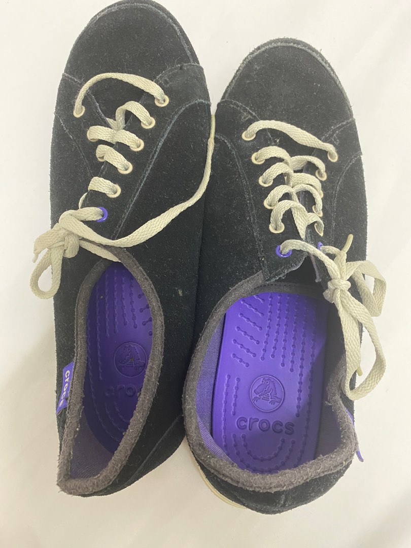 Crocs suede shoes deals