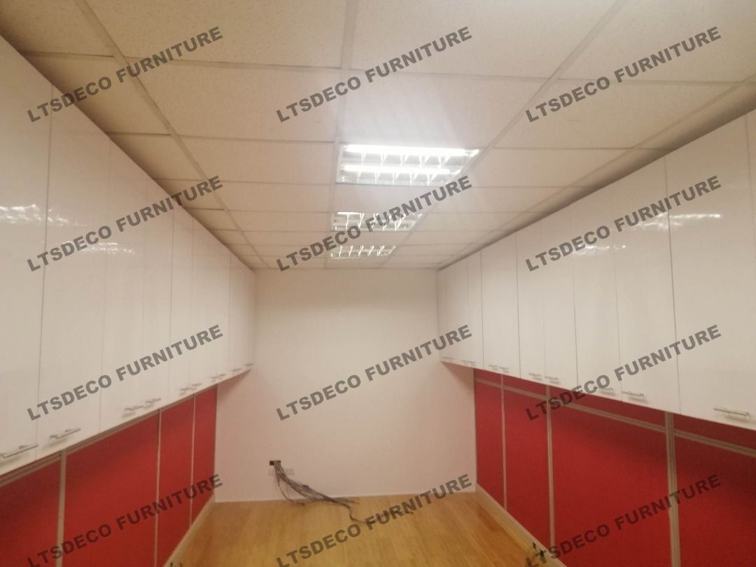 Customized hanging Laminated Glossy type Office furniture