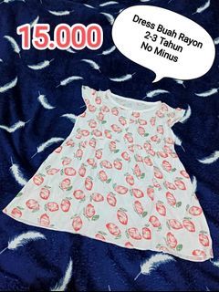 Dress buah