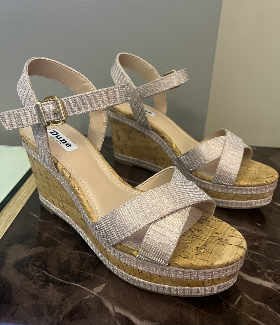 Dune Sparkly Wedge on Carousell