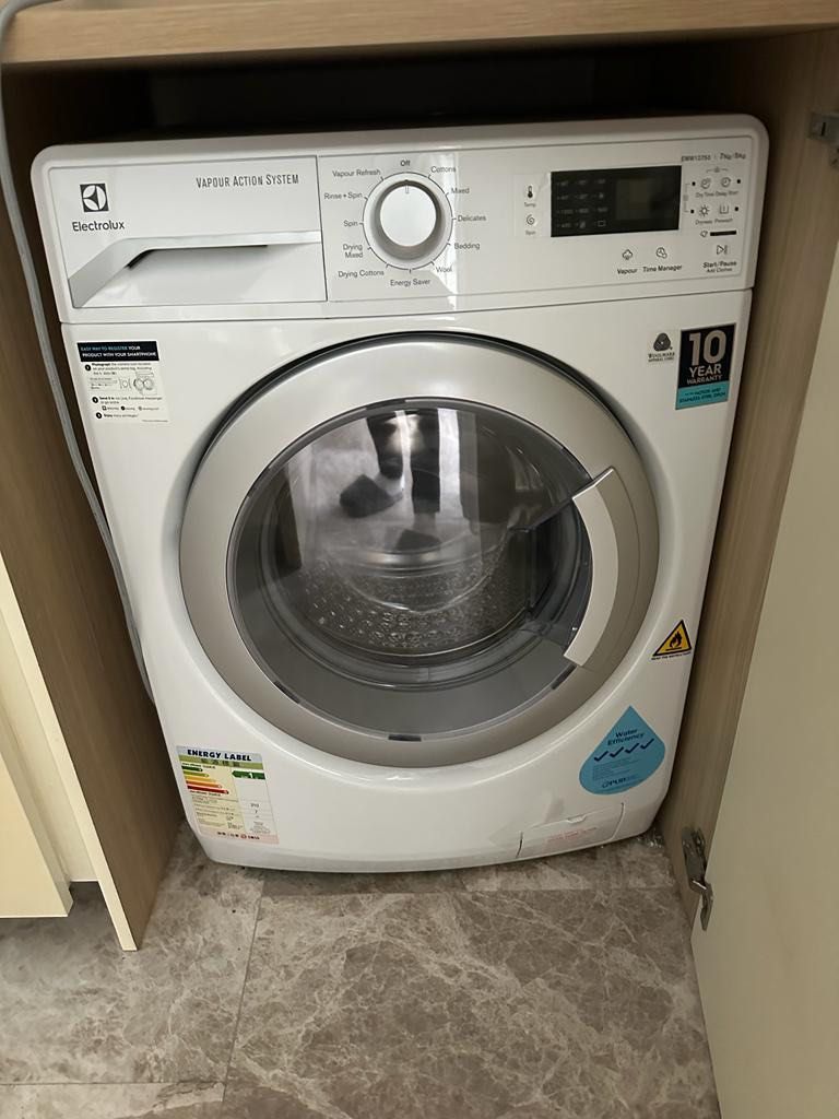 Electrolux Washer Cum Dryer EWW12753, TV & Home Appliances, Washing