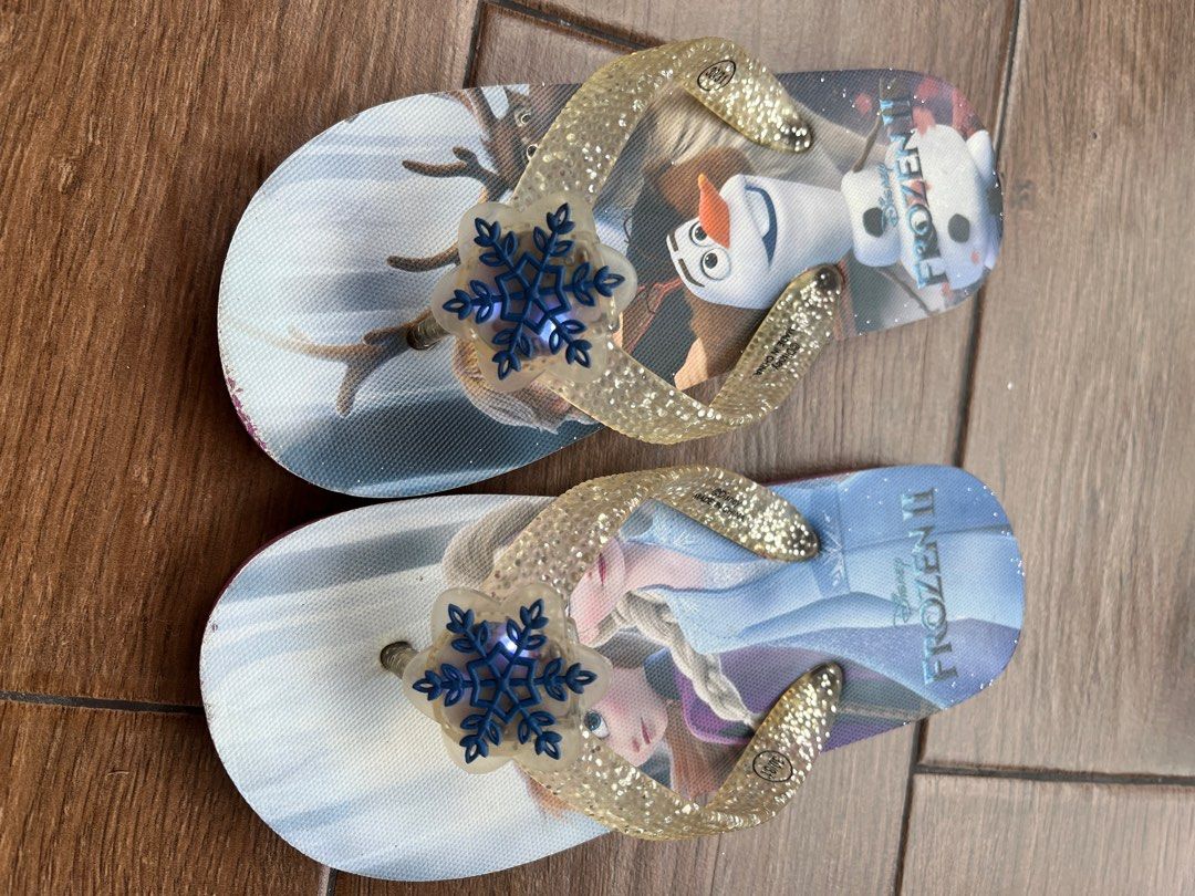 Frozen deals flip flops