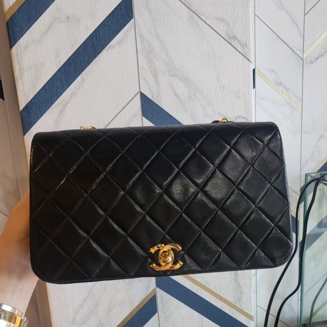 Chanel Business Affinity Flap Bag, Luxury, Bags & Wallets on Carousell